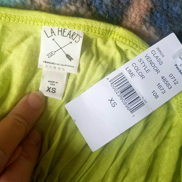 3 for $15 PACSUN Summer Crop Tank - Picture 2 of 3